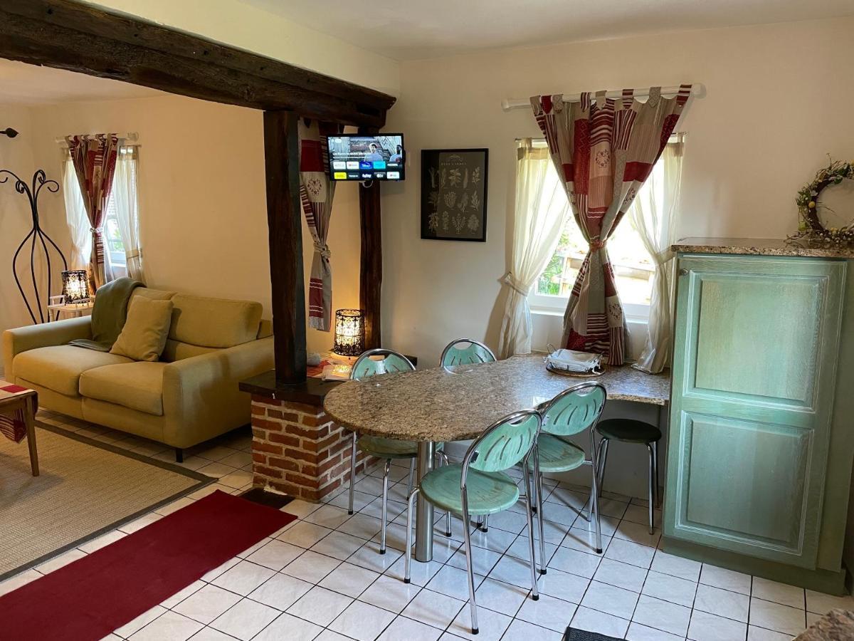 Maison De Jardin - Confort, Commodite, Bien Equipe Livarot-Pays-d'Auge Eksteriør billede